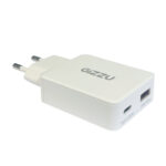 GWCCU65W_Gizzu-2-Port-65W-GaN-Wall-Charger-White_wr_01b-1
