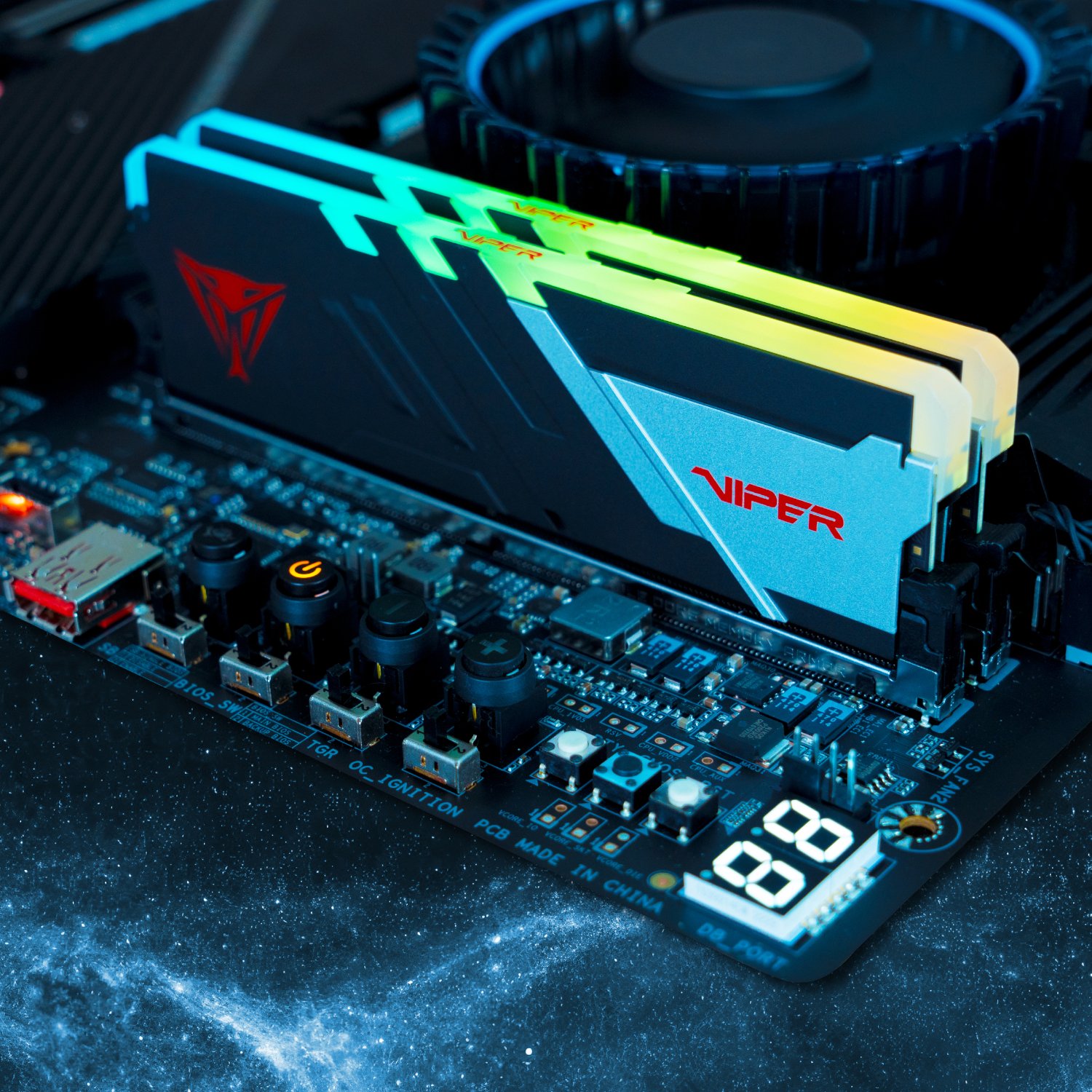 PVVR564G600C30K_Patriot-Viper-Venom-64GB-Kit-2x32GB-6000MHz-DDR5-Desktop-Gaming-Memory-RGB_wr_06.jpg